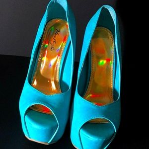 Turquoise leather heels